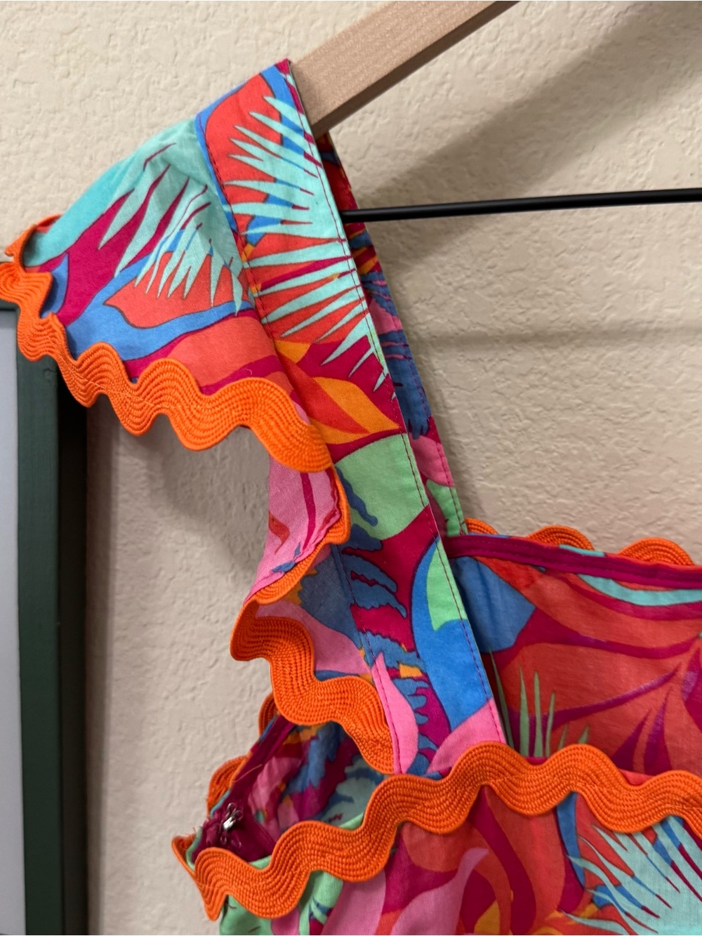 GREYLIN | Tropical Print Ruffle Tank Top with Ric Rac Size Small - Picture 8 of 12